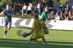 Totopokal- Saison 2023/2024 - SV Manching  - VFB Eichstätt - Selim Akdeniz (Nr.14 - SV Manching) - Jurgic Manuel Torwart Eichstätt - Foto: Meyer Jürgen