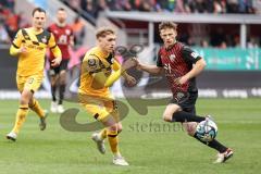 3. Liga; FC Ingolstadt 04 - SG Dynamo Dresden; Moritz Seiffert (23, FCI) Herrmann Luca (19 DD)