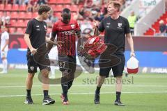 3. Fußball-Liga - Saison 2022/2023 - FC Ingolstadt 04 - SpVgg Bayreuth - Moussa Doumbouya (Nr.27 - FCI) mit Krämpfen und muss ausgewechselt werden - Foto: Meyer Jürgen