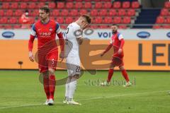 2.BL; 1. FC Heidenheim - FC Ingolstadt 04; Christian Gebauer (22, FCI) ärgert sich Torchance vergeben