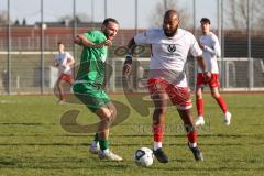 Bezirksliga - Saison 2023/24 - TSV Gaimersheim - FC Schwabing München - Thomas Schreiner (Nr.27 - Gaimersheim) - Khareem Zelmat weiss Schwabing - Foto: Meyer Jürgen