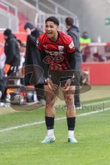 3. Liga; FC Ingolstadt 04 - Rot-Weiss Essen; ärgert sich  David Udogu (47, FCI)