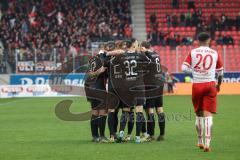 2.BL; SSV Jahn Regensburg - FC Ingolstadt 04; Tor Jubel Treffer Christian Gebauer (22, FCI) Michael Heinloth (17, FCI) Dennis Eckert Ayensa (7, FCI) Rico Preißinger (6, FCI) Merlin Röhl (34, FCI) Patrick Schmidt (32, FCI) Leon Guwara (20 Jahn)