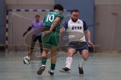 Hallenturnier Ingolstadt Nord - Saison 2024/25 - FC Geisenfeld - TSV Etting - Furkan Bayraktar grün Geisenfeld - Maximilian Wittmann weisss Etting - Foto: Meyer Jürgen