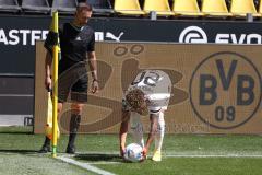 3. Fußball-Liga - Saison 2022/2023 - Borussia Dortmund II - FC Ingolstadt 04 - Jalen Hawkins (Nr.20 - FCI) beim Eckball - Foto: Meyer Jürgen