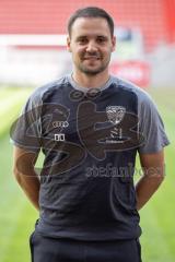 Physio Dominik Dürrschmidt; FC Ingolstadt 04;
3.Liga, Porträttermin 2023/2024