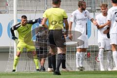 2.BL; FC Ingolstadt 04 - SpVgg Greuther Fürth; Testspiel; Torwart Fabijan Buntic (24, FCI)