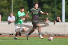 Bezirksliga - Saison 2025/26 - FC Fatih Ingolstadt - FC Gerolfing - Aaron Toski grün Fatih - David Simm (Nr.7 - FC Gerolfing) - Foto: Meyer Jürgen