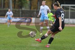 *** 2. Bundesliga Frauen - Saison 2025/26 - FC Ingolstadt 04 Frauen - VFL Bochum - Jenny Beyer (Nr.8 - FC Ingolstadt Frauen I)- XXXXX - Foto: Meyer Jürgen