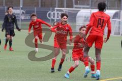 U 14 (C-Jun.) Förderliga BuLi/NLZ -  Saison 2021/2022 - FC Ingolstadt 04 - FC Bayern München -Der 3:0 Führungstreffer durch Elem Apemegno rot FCI - jubel - Foto: Meyer Jürgen