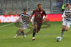 2023_11_11 - 3. Liga - Saison 2023/24 - MSV Duisburg - FC Ingolstadt 04 - Yannick Deichmann (Nr.20 - FCI) - Rolf Feltscher (Nr.21 - MSV Duisburg) - Foto: Meyer Jürgen