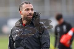 3. Liga; FC Ingolstadt 04 - Trainingsauftakt im Audi Sportpark, Trainingsgelände; Leon Guwara (6, FCI)