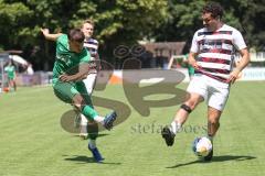Bezirksliga - Saison 2024/25 - Freundschaftsspiel - FC Gerolfing - SV Kasing - Leo Zänger (Nr.11 - FC Gerolfing) - Raphael Reichenberger (Nr.15 - SV Kasing) - Foto: Meyer Jürgen