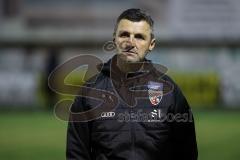 Toto-Pokal; 
Türkgücü München - FC Ingolstadt 04; Cheftrainer Michael Köllner (FCI) an der Seitenlinie, Spielerbank