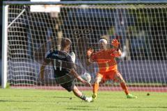 Bezirksliga - Saison 2025/26 - FC Fatih Ingolstadt - TSV Gaimersheim - Nico von Swiontek Brzezinski (Nr.17 - TSV Gaimersheim) - Daniel Wolf Torwart Fatih - Foto: Meyer Jürgen