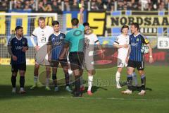 2024_1_27 - 3. Liga - Saison 2023/24 - 1. FC Saarbrücken - FC Ingolstadt 04 -  - Felix Keidel (Nr.43 - FC Ingolstadt 04) bekommt die gelbe Karte - XXXXX - Foto: Meyer Jürgen