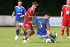Kreisklasse - Saison 2023/2024 - TSV Ingolstadt Nord - TSV Kösching- Kerem Düzgün blau Ing Nord - Elias Kraus rot links Kösching - Foto: Meyer Jürgen