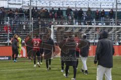 3.Liga - Saison 2022/2023 - SV 07 Elversberg - FC Ingolstadt 04 -Die Spieler bedanken sich bei den Fans -  Foto: Meyer Jürgen