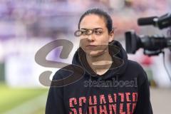 3. Liga; VfL Osnabrück - FC Ingolstadt 04; Cheftrainerin Sabrina Wittmann (FCI) an der Seitenlinie, Spielerbank