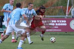 Kreisliga - Saison 2025/26- SV Kasing - FC Sandersdorf - Emre Erbas rot Kasing - Thomas Kuttenberger blau Sandersdorf - Foto: Meyer Jürgen
