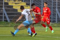 Bayernliga - U17 - Saison 2022/2023 - FC Ingolstadt 04 -  1860 München - Drakulic Ognjen rot FCI - Breitschaft Veit blau #5 1860 München - Foto: Meyer Jürgen