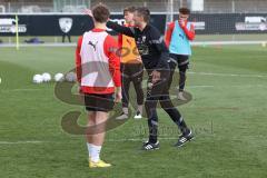 3.Liga - Saison 2022/2023 - FC Ingolstadt 04 -  - Cheftrainer Michael Köllner (FCI) beim ersten Training - Cheftrainer Michael Köllner (FCI) gibt Anweisungen - Foto: Meyer Jürgen