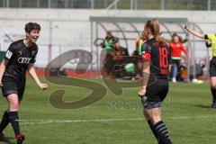 2. Frauen-Bundesliga - Saison 2021/2022 - FC Ingolstadt 04 - SV Henstedt-Ulzburg - Der 1:0 Führungstreffer durch Maier Ramona (#18 FCI) - jubel - Petz Anna (#16 FCI) - Foto: Meyer Jürgen