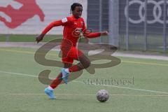 U 14 (C-Jun.) Förderliga BuLi/NLZ -  Saison 2021/2022 - FC Ingolstadt 04 - FC Bayern München - Elem Apemegno rot FCI - Foto: Meyer Jürgen