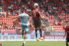 3.Liga - Saison 2022/2023 - FC Ingolstadt 04 -  SV Wehen Wiesbaden - Patrick Schmidt (Nr.9 - FCI) - Brooklyn Ezeh (Nr.37 - SV Wehen Wiesbaden) - Foto: Meyer Jürgen