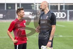 2. Bundesliga - FC Ingolstadt 04 - Trainingsauftakt mit neuem Trainerteam - nach dem Training Neuzugang Jan Hendrik Marx (26, FCI) und Torwart-Trainer Robert Wulnikowski (FCI)