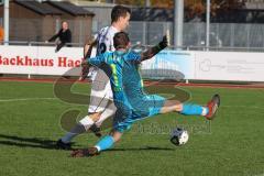 Kreisliga - Saison 2022/2023 - TSV Gaimersheim - FC Hitzhofen/Oberzell - Manuel Bittlmayer weiss Gaimersheim - Stefan Seitz Torwart Hitzhofen - Foto: Meyer Jürgen