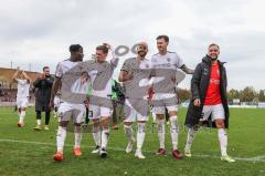 3. Liga; VfB Oldenburg - FC Ingolstadt 04; Spieler bedanken sich bei den Fans, Ehrenrunde, David Kopacz (29, FCI) Calvin Brackelmann (17, FCI) Nico Antonitsch (5, FCI) Denis Linsmayer (23, FCI) Hans Nunoo Sarpei (18 FCI) Torwart Marius Funk (1, FCI) Patri