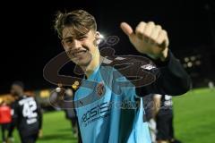 Toto-Pokal; ATSV Erlangen - FC Ingolstadt 04; Sieg Jubel Freude Torwart Markus Ponath (40, FCI) Daumen hoch