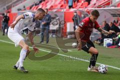 3. Liga - FC Ingolstadt 04 - 1. FC Saarbrücken - rechts Dennis Eckert Ayensa (7, FCI) Bulic Rasim (6 SB)