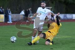 2023_10_22 - Kreisklasse - Saison 2023/24 - TSV Ingolstadt Nord - FC Gelbelsee - Hakan Türkcephe weiss Ing Nord - Maximilian Waffler gelb Gelbelsee - Foto: Meyer Jürgen