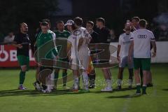 Kreisliga - Saison 2023/24 - Relegation zur BZL - FC Gerolfing - SV Aschau - Tumult nach dem 1:2 Treffer - Ein verletzter Gerolfinger Spieler am Boden und Aschau spielte weiter und schoß ein Tor -  - XXXXX - Foto: Meyer Jürgen