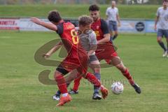 2023_11_5 - SV Kasing - TV Münchsmünster - Kreisliga - Saison 2023/24 - Tobias Wolfsfellner rot Kasing - Moritz Feigl grau Münchsmünster -  Foto: Meyer Jürgen