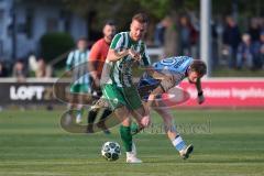 Landesliga - Saison 2025/26 - SV Manching - SV Cosmos Aystetten - Dzenis Seferovic (Nr.6 - SV Manching) - David Schwab blau Aystetten - Foto: Meyer Jürgen