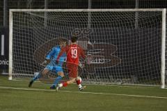 2023_11_24 - Bayernliga Nord - Saison 2023/24 - FC Ingolstadt 04 II - DJK Gebenbach - Leon Nuhanovic rot FCI - Christoph Lindner Torwart Gebenbach - Foto: Meyer Jürgen