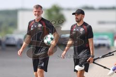 3. Liga; FC Ingolstadt 04 - Trainingsauftakt nach Sommerpause; Torwart-Trainer Alexander Kunze (FCI) Athletik-Trainer Rafael Lopez (FCI)