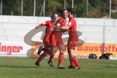 2. Frauen-Bundesliga - Saison 2021/2022 - FC Ingolstadt 04 - FSV Gütersloh - Der 2:1 Führungstreffer durch Scharly Jana (#20 FCI) - Jubel - Mailbeck Alina (#8 FCI) - Foto: Meyer Jürgen