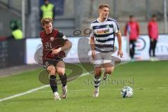 2023_11_11 - 3. Liga - Saison 2023/24 - MSV Duisburg - FC Ingolstadt 04 - Simon  Lorenz (Nr.32 - FCI) - Torwart Dennis Smarsch (Nr.30 - MSV Duisburg) - Foto: Meyer Jürgen