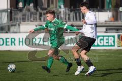 Bezirksliga - Saison 2025/26 - FC Gerolfing - SpVgg Altenerding - Marco Baumann weiss Altenerding - Lukas Achhammer (Nr.9 - FC Gerolfing) - Foto: Meyer Jürgen