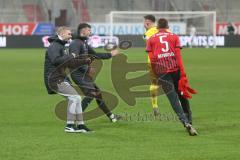 3. Fußball-Liga - Saison 2020/2021 - FC Ingolstadt 04 - FC Viktoria Köln - Der 1:1 Ausgleichstreffer durch Torwart Fabijan Buntic (#24,FCI)  - jubel  - Foto: Meyer Jürgen