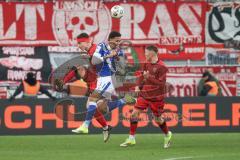 3. Liga - Saison 2025/26 - FC Ingolstadt 04 - Energie Cottbus - Georgios Antzoulas (Nr.6 - FCI) - Justin Butler (Nr.31 - FC Energie Cottbus) - Foto: Meyer Jürgen