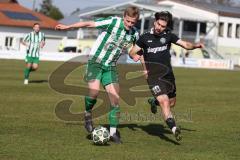 Landesliga - Saison 2025/26 - SV Manching - TSV Schwabmünchen - Rainer Meisinger (Nr.8 - SV Manching) - Boyer Philipp schwarz Schwabmünchen - Foto: Meyer Jürgen