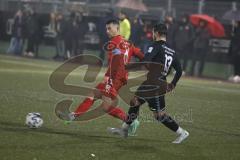 Bayernliga Süd - Saison 2022/2023 - FC Ingolstadt 04 II -  Türkspor Augsburg - Senger Michael (Nr.21 - Fc Ingolstadt 04 II) - Giovanni Goia schwarz Türkspor - Foto: Meyer Jürgen