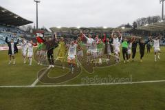 3.Liga - Saison 2022/2023 - 1. FC Saarbrücken - FC Ingolstadt 04 -die Spieler bedanken sich bei den Fans - jubel -  tanzen - Cheftrainer Guerino Capretti  (FCI) -  Foto: Meyer Jürgen