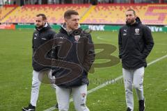 3.Liga - Saison 2022/2023 - SV 07 Elversberg - FC Ingolstadt 04 - David Kopacz (Nr.29 - FCI) - Denis Linsenmayer (Nr.23 - FCI) - Rico Preissinger (Nr.6 - FCI) - bei der Platzbegehung vor dem Spiel  - Foto: Meyer Jürgen