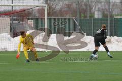 2023_12_10 - 2. Bundesliga - Saison 2023/24 - FC Ingolstadt 04 Frauen - VFL Wolfsburg - Nina Penzkofer (Nr.29 - FCI Frauen) mit dem 1:0 Führungstreffer jubel -  - Beck Kiara Torwart Wolfsburg - Foto: Meyer Jürgen